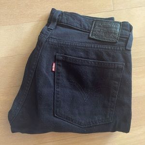 Levi’s Wedge Black Denim Jeans